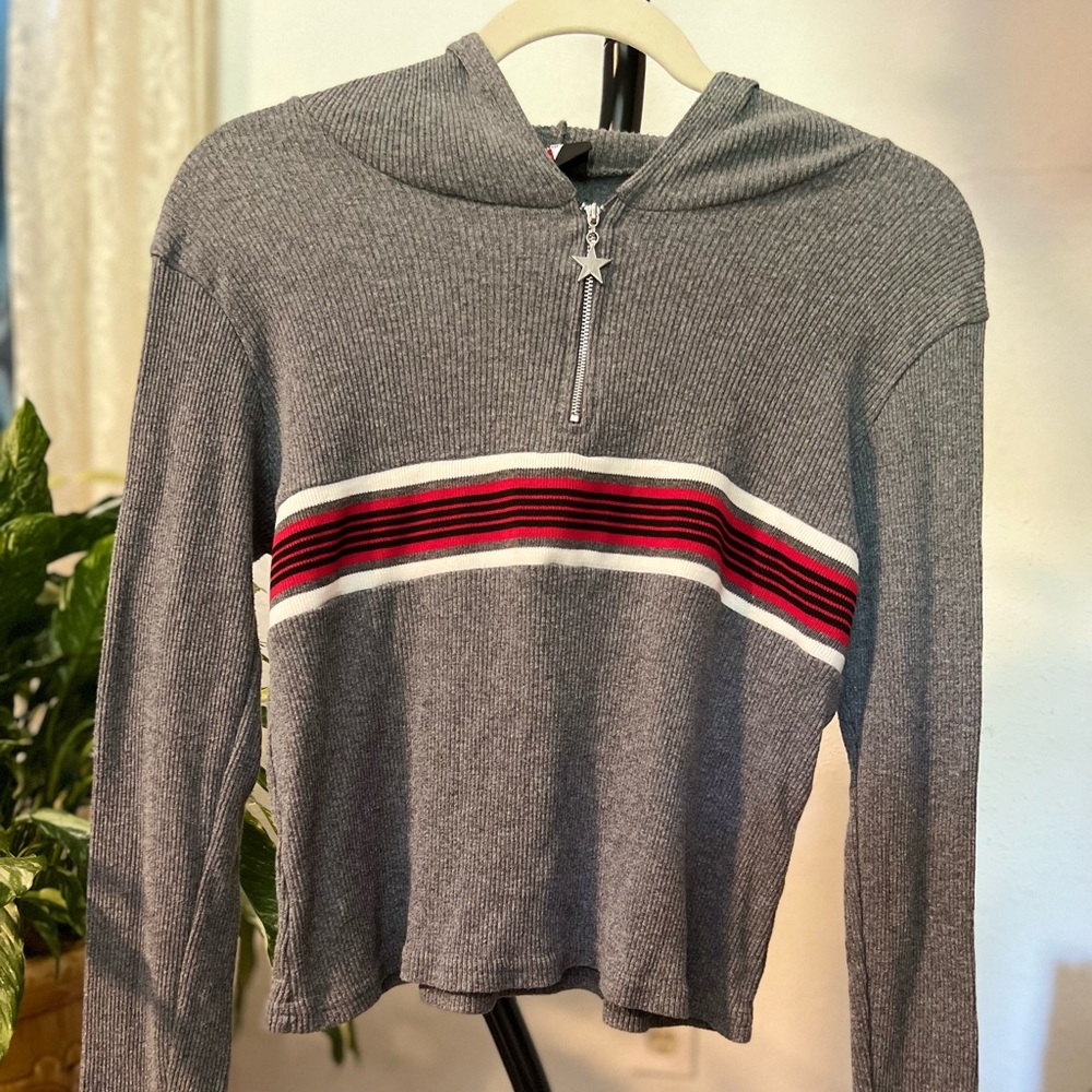 Y2K style long sleeve top